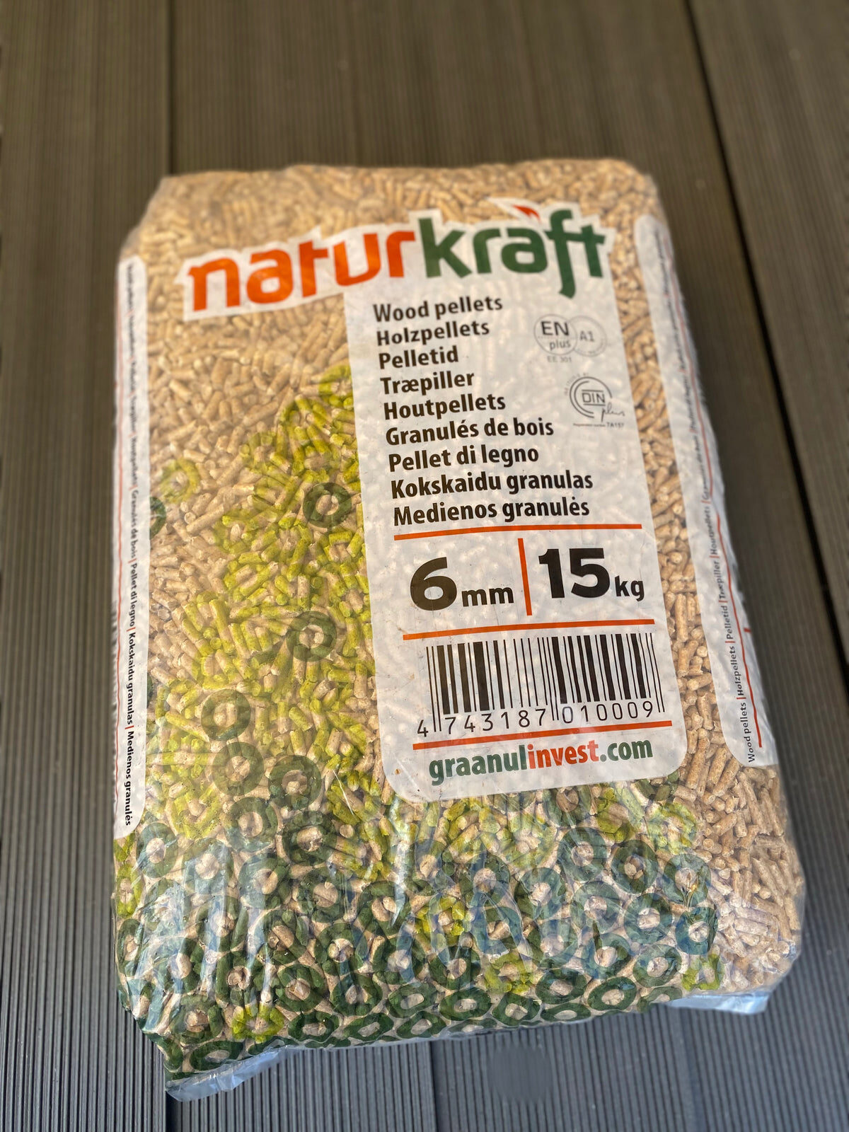 Premium Træpiller 6 mm – Palle 65 sække (975 kg)